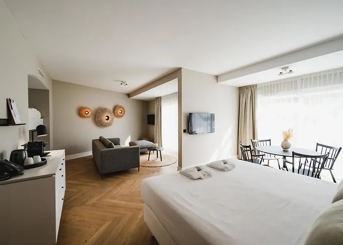 Van der Valk Hotel Bloom